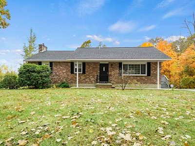 39 Rice Corner Road Brookfield, MA 01506