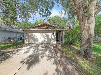 2613 Burntfork Dr Clearwater, FL 33761