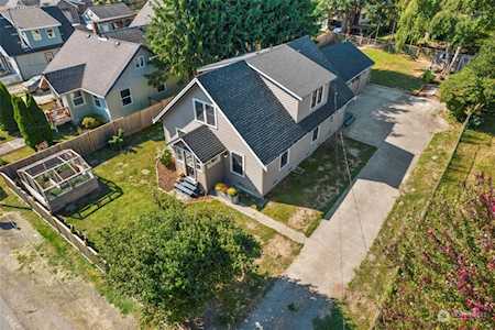 8215 384th Ave SE Snoqualmie, WA 98065