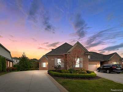 5209 Brecon Rochester, MI 48306