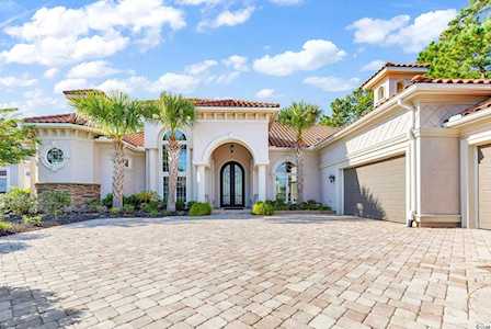 9315 Bellasera Circle Myrtle Beach, SC 29579