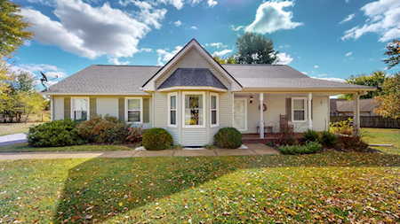 2807 Buckner Pl Thompsons Station, TN 37179