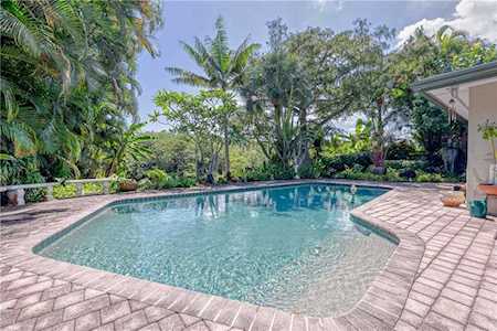 536 NE 30th St Wilton Manors, FL 33334