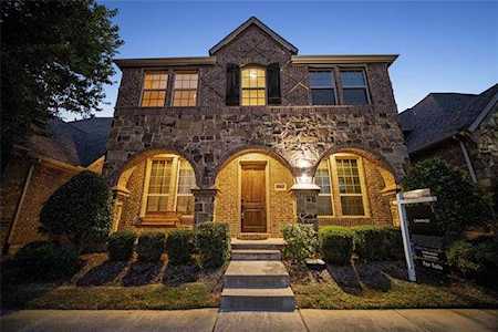 5064 Heritage Oaks Drive Colleyville, TX 76034