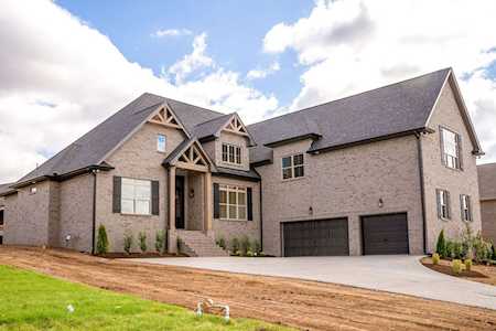 1021 Keeneland Pvt Dr Gallatin, TN 37066