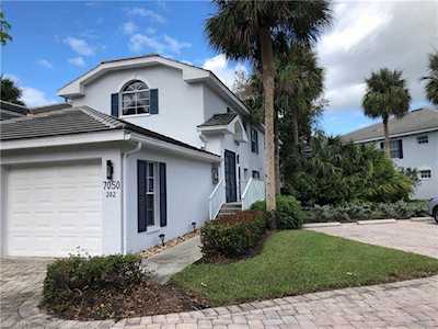7050 Barrington Cir #202 Naples, FL 34108