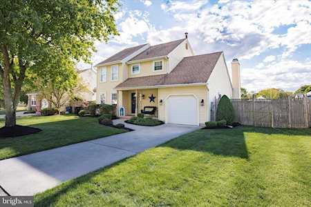 26 Linden Dr Blackwood, NJ 08012