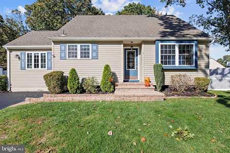 3 Breckenridge Dr Sicklerville, NJ 08081