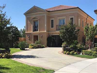 51 Domani Irvine, CA 92618