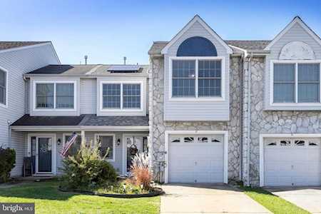 8 Shady Brooke Swedesboro, NJ 08085