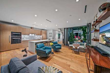 2854 6Th Ave #104 San Diego, CA 92103