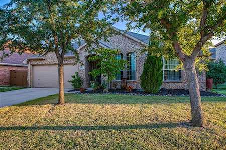 3513 CARLTON Street Grapevine, TX 76092
