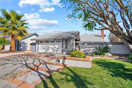242 N Camino Arroyo Anaheim Hills, CA 92807
