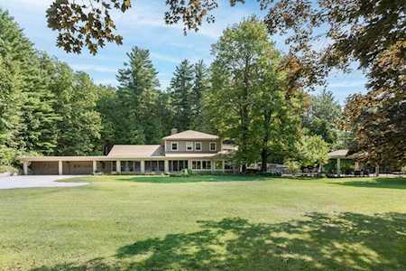 92 Riverview Park Rd Goffstown, NH 03045