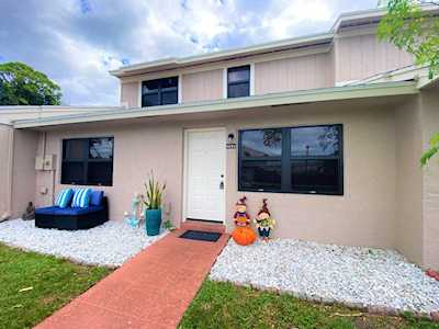 16260 Peach Way Delray Beach, FL 33484