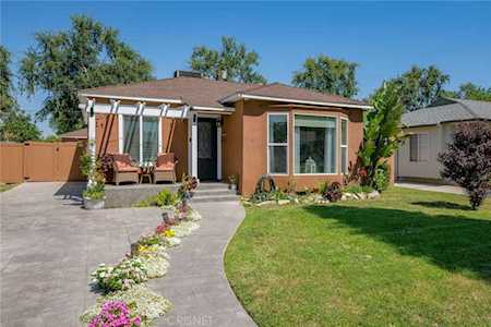 6728 Jellico Ave Lake Balboa, CA 91406