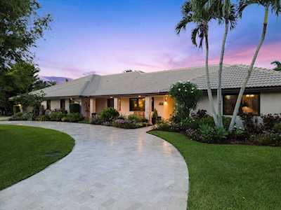 4803 Oak Circle Boynton Beach, FL 33436