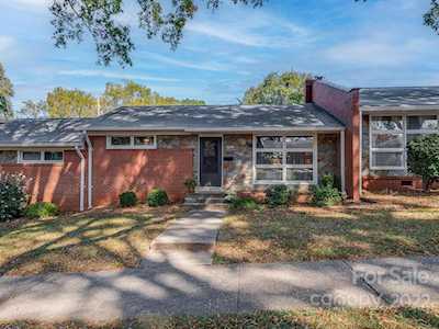 4517 Woodlark Ln Charlotte, NC 28211