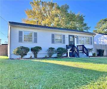 5003 Evelyn Ct Hampton, VA 23605