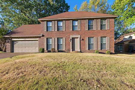 7330 Woodshire Rd Memphis, TN 38125