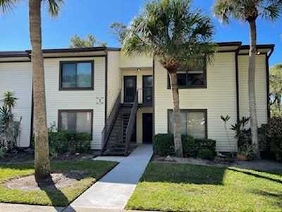 308 Moorings Cove Dr #17 Tarpon Springs, FL 34689