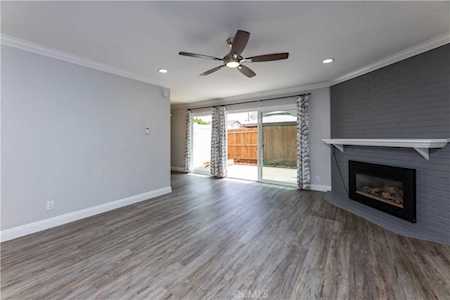 1741 Tustin Ave #27 Costa Mesa, CA 92627