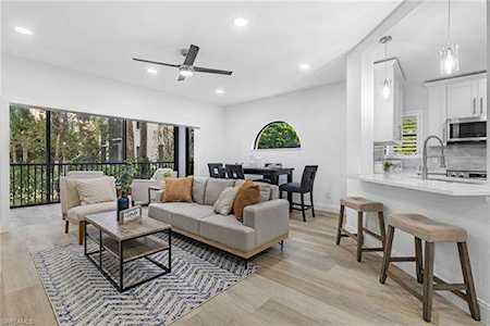 619 Serendipity Dr #619 Naples, FL 34108