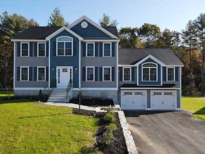 83 Hayfield Rd #Lot 5 Dracut, MA 01826