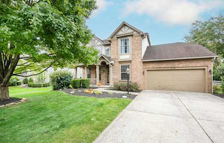 713 Blossom Lane Pickerington, OH 43147