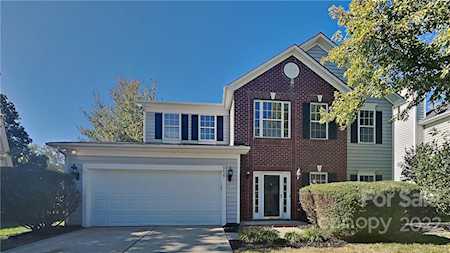 9407 Willow Tree Ln Charlotte, NC 28277