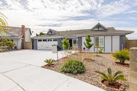 8972 Pebble Beach Circle Westminster, CA 92683