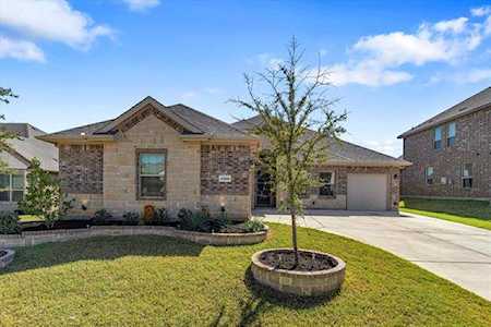 4408 Sugargrove Lane Arlington, TX 76001