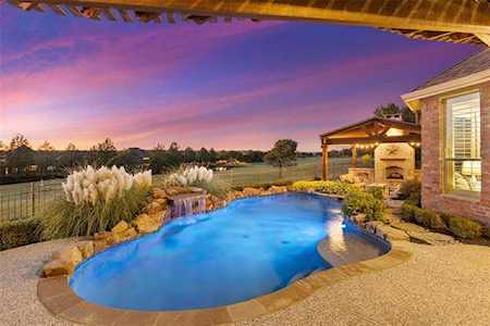 1069 Terrace Drive Lantana, TX 76226