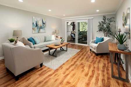 1033 Crestview Dr 105 Mountain View, CA 94040