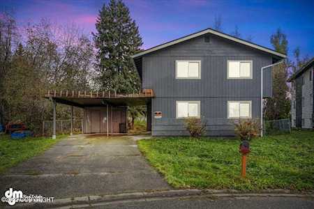 5455 Lancelot Circle Anchorage, AK 99508