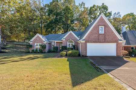 9013 Country Leaf Cv Memphis, TN 38016