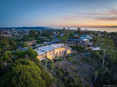 566 Canyon Drive Solana Beach, CA 92075