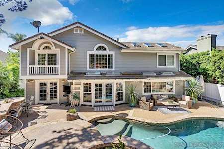 3533 Calle Gavanzo Carlsbad, CA 92009