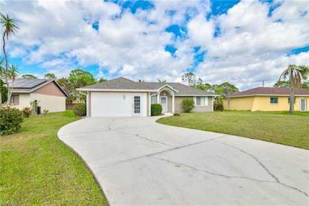 10208 Shade Tree Ct Bonita Springs, FL 34135