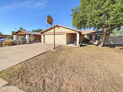 9212 N 74th Drive Peoria, AZ 85345