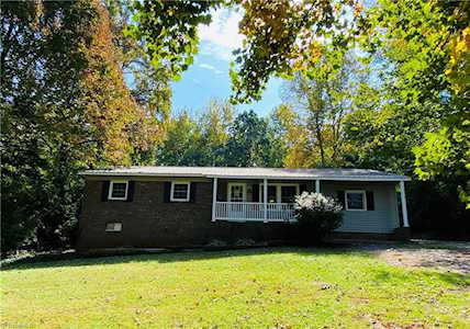 1511 Skeen View Road Asheboro, NC 27205