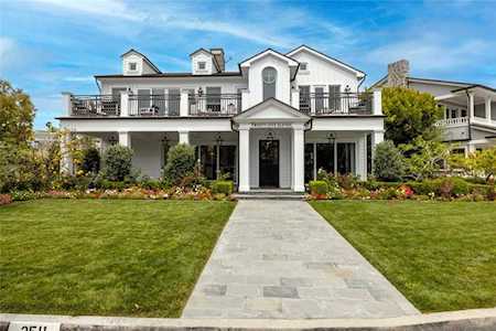 2511 Bayshore Dr Newport Beach, CA 92663