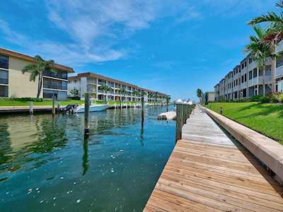 131 Doolen Court #207 North Palm Beach, FL 33408