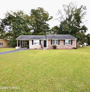 528 Henderson Drive Jacksonville, NC 28540