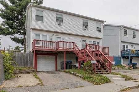 195 Benedict St Providence, RI 02909