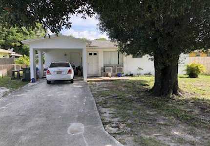 2323 NW 27th Street Oakland Park, FL 33311