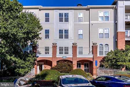 2931 Deer Hollow Way #103 Fairfax, VA 22031