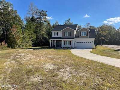 49 W Waverly Drive Burgaw, NC 28425