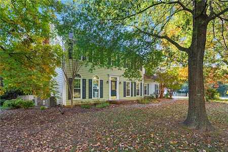 5319 Brandermill Court Greensboro, NC 27407