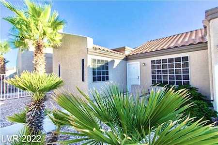 2136 Pebble Creek Ln Laughlin, NV 89029
